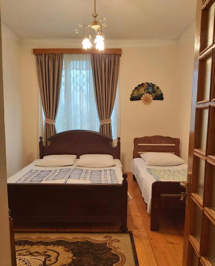 Nitsa Guest House Gori Exterior photo